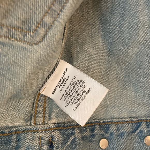 Denim jacket with NO FUN patch - Picture 6 of 6